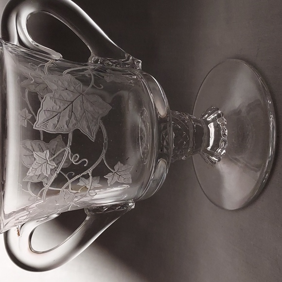 Vintage Glass Etched Leaf Vine Pattern Creamer Sugar Two Piece Set - Picture 2 of 9